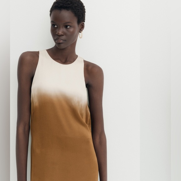 Massimo Dutti LONG SATINY TIE-DYE DRESS GOLDEN
Golden‎ / Ref. 6620/840 - Picture 4 of 12